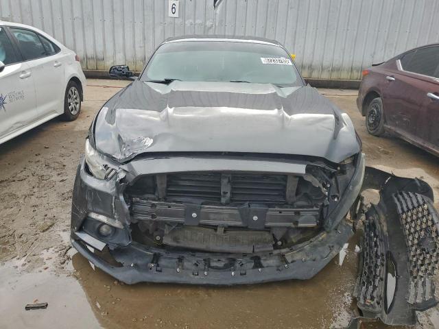 Ford Mustang Image 8