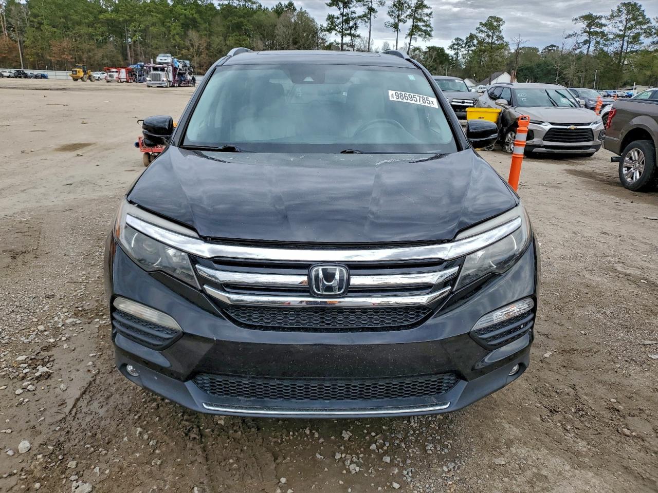 Honda Pilot Touring Image 11