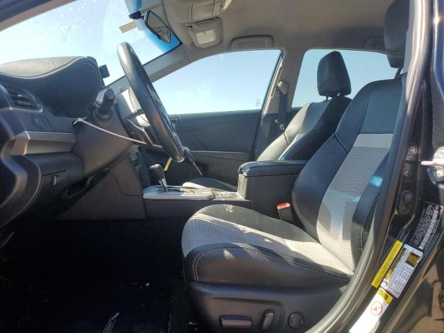 Toyota Camry Base Image 3