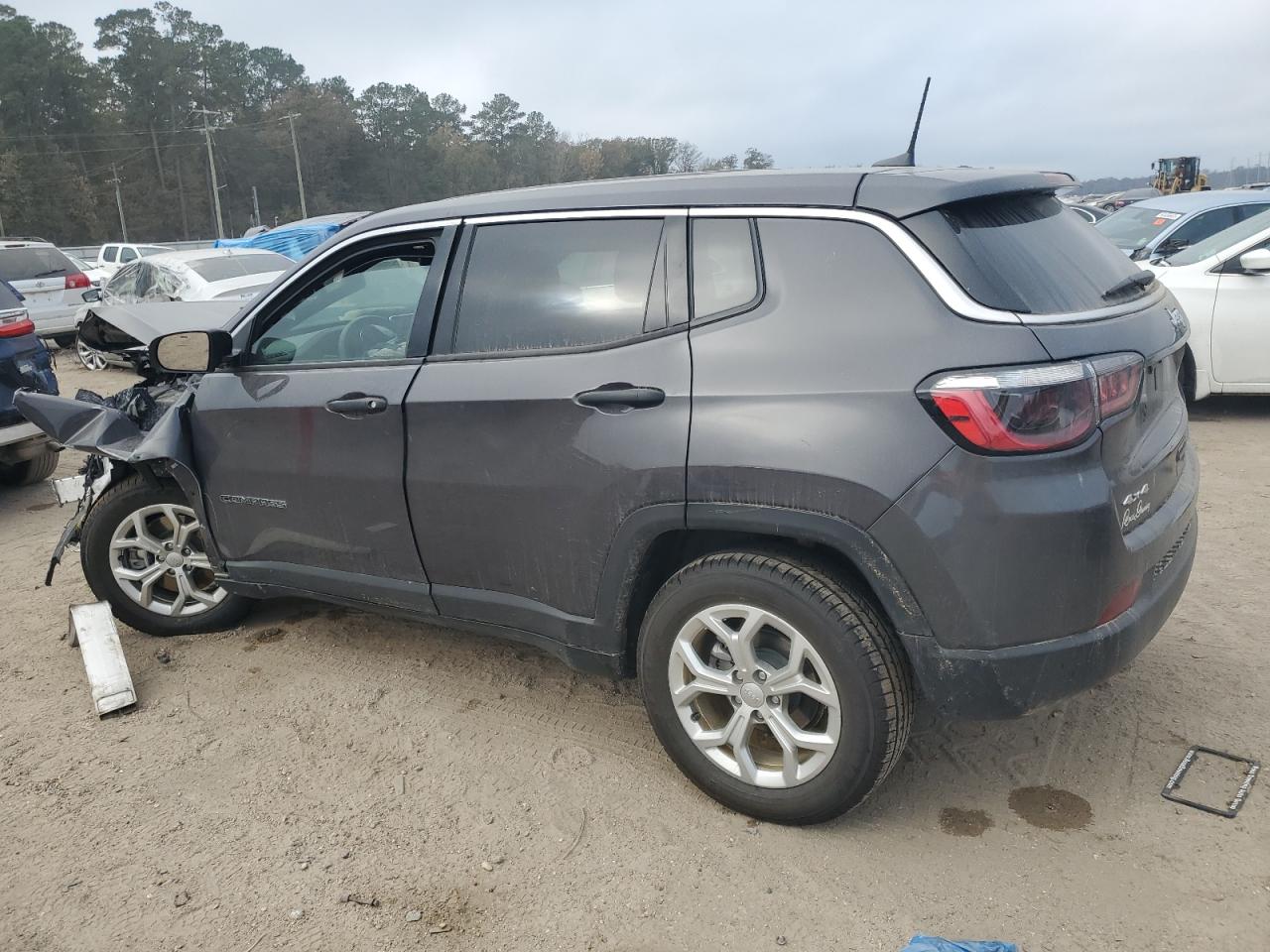 Jeep Compass Sport Image 3