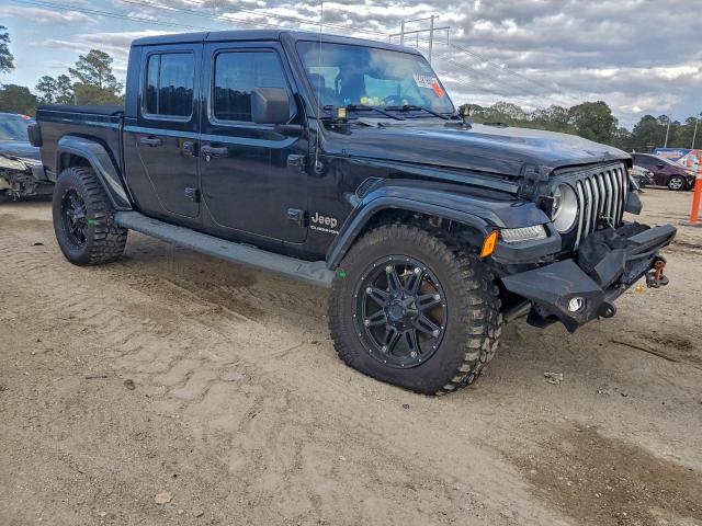 Jeep Gladiator Overland Image 3