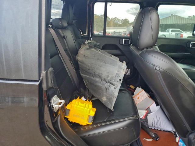 Jeep Gladiator Overland Image 7