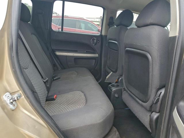 Chevrolet HHR Lt Image 9