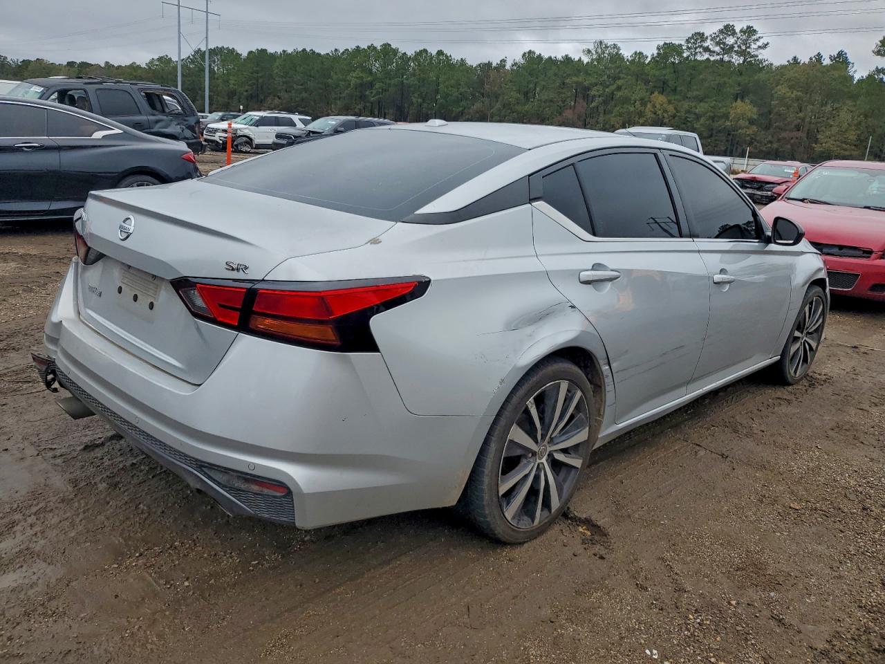 Nissan Altima Sr Image 10