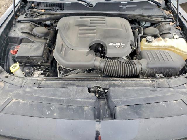 Dodge Challenger Sxt Image 9