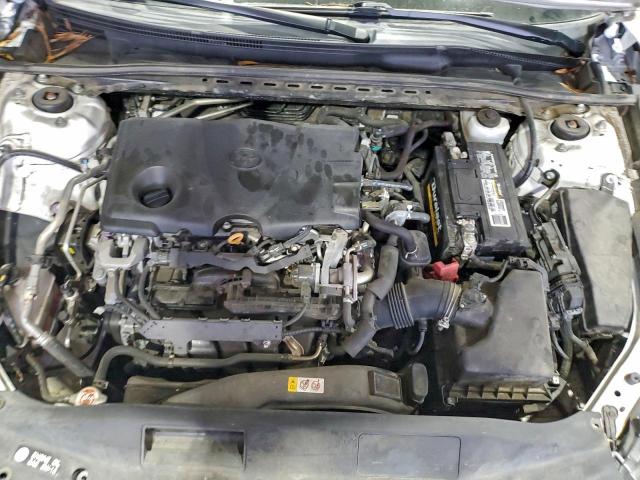 Toyota Camry L Image 12