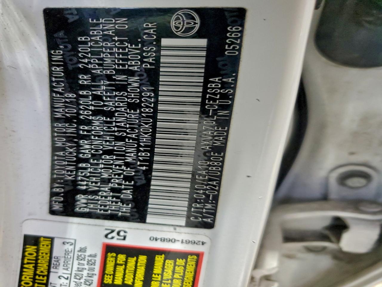 Toyota Camry L Image 11