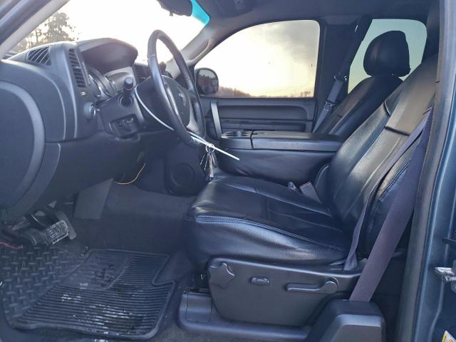 GMC Sierra C1500 Sle Image 2