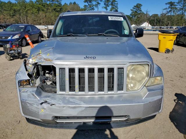 Jeep Liberty Sport Image 10