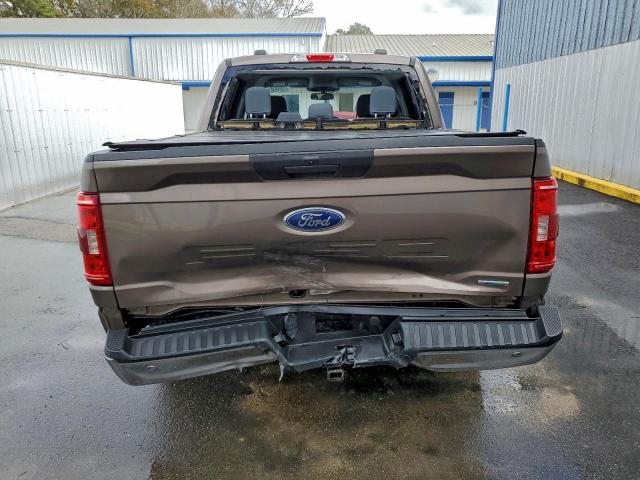 Ford F-150 Supercrew Image 8