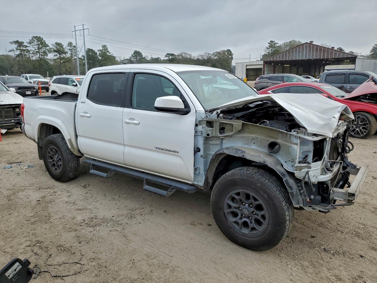 Toyota Tacoma Double Cab Image 13