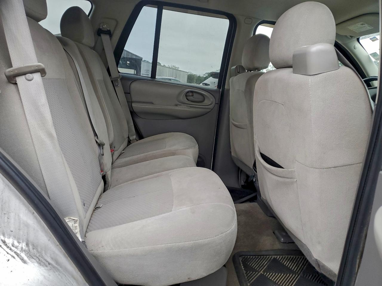 Chevrolet Trailblazer Ls Image 6