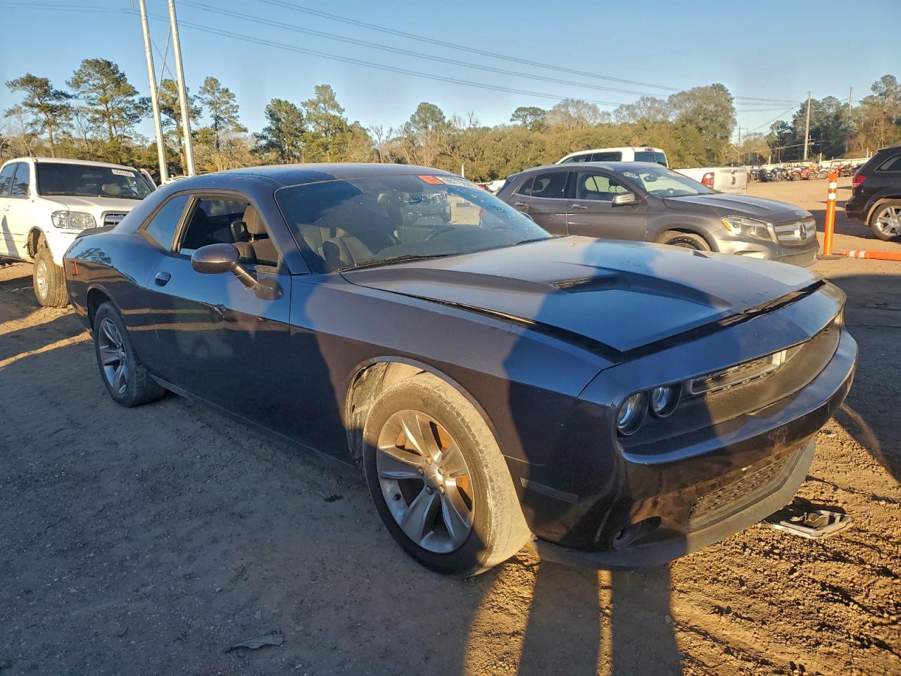 Dodge Challenger Sxt Image 3