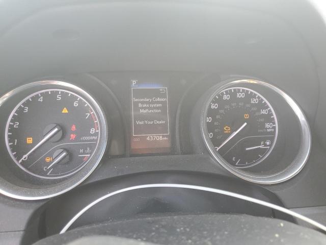 Toyota Camry Le Image 11