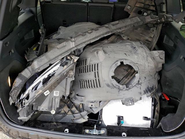 Mercedes-Benz GLB 250 Image 12