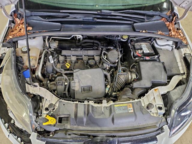 Ford Focus Titanium Image 10