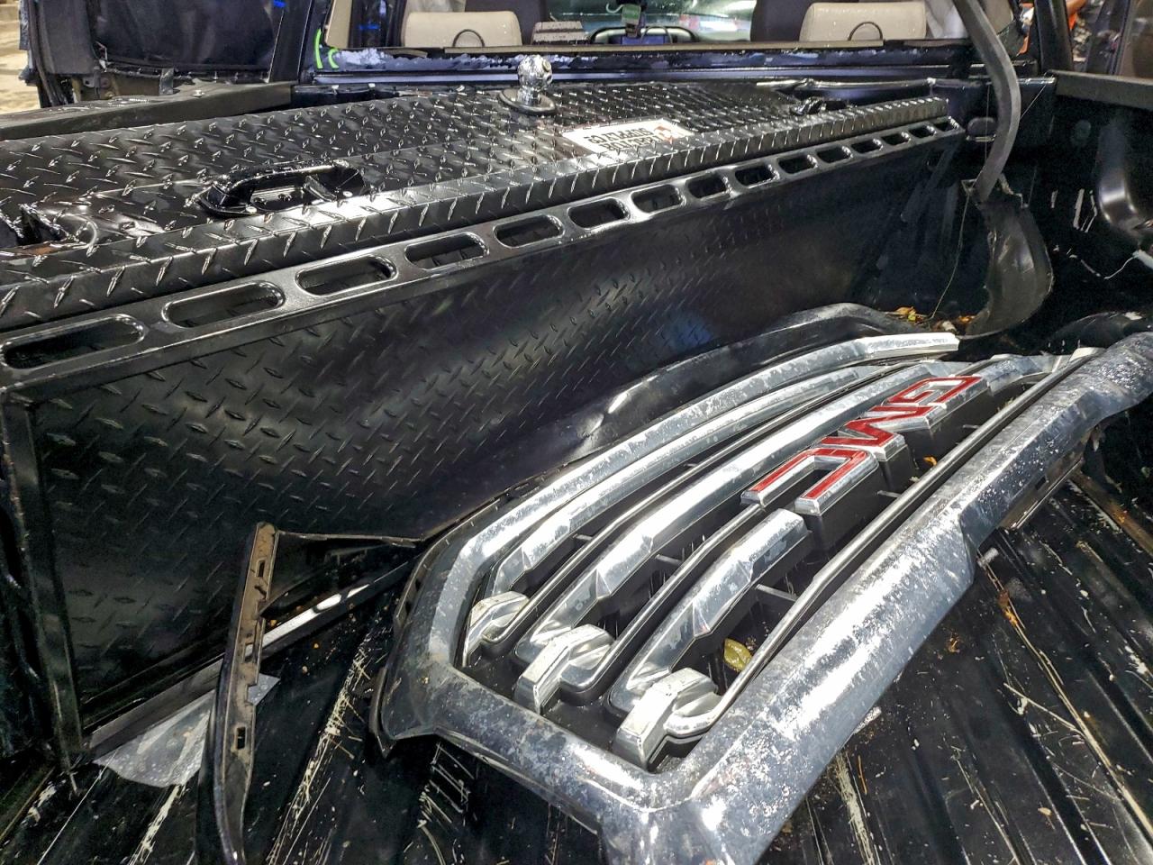 GMC Sierra K1500 Slt Image 3