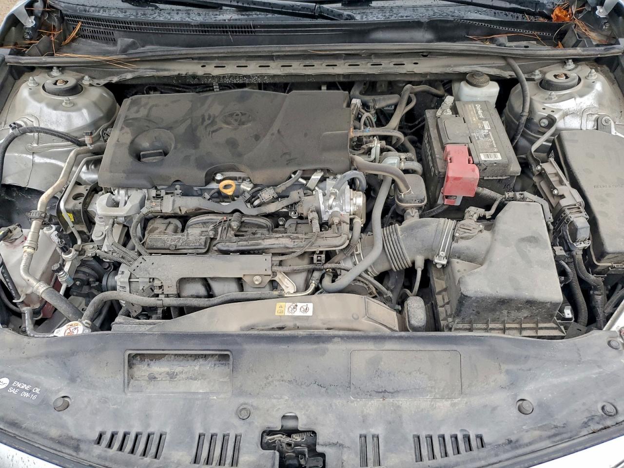 Toyota Camry Le Image 12