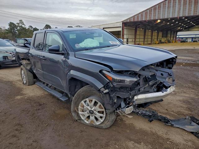 Toyota Tacoma Double Cab Image 8