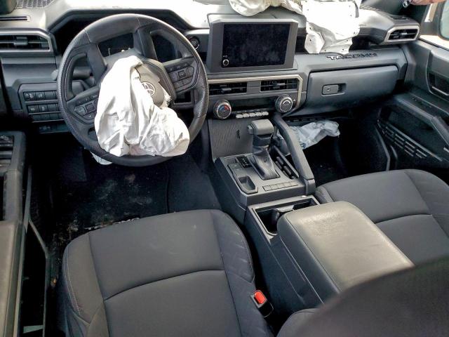 Toyota Tacoma Double Cab Image 12