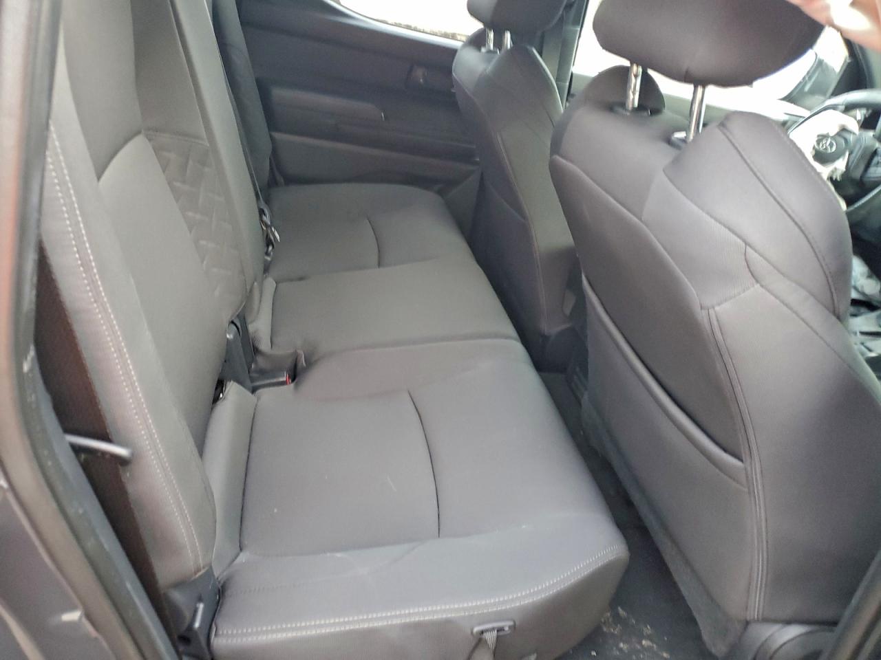 Toyota Tacoma Double Cab Image 6