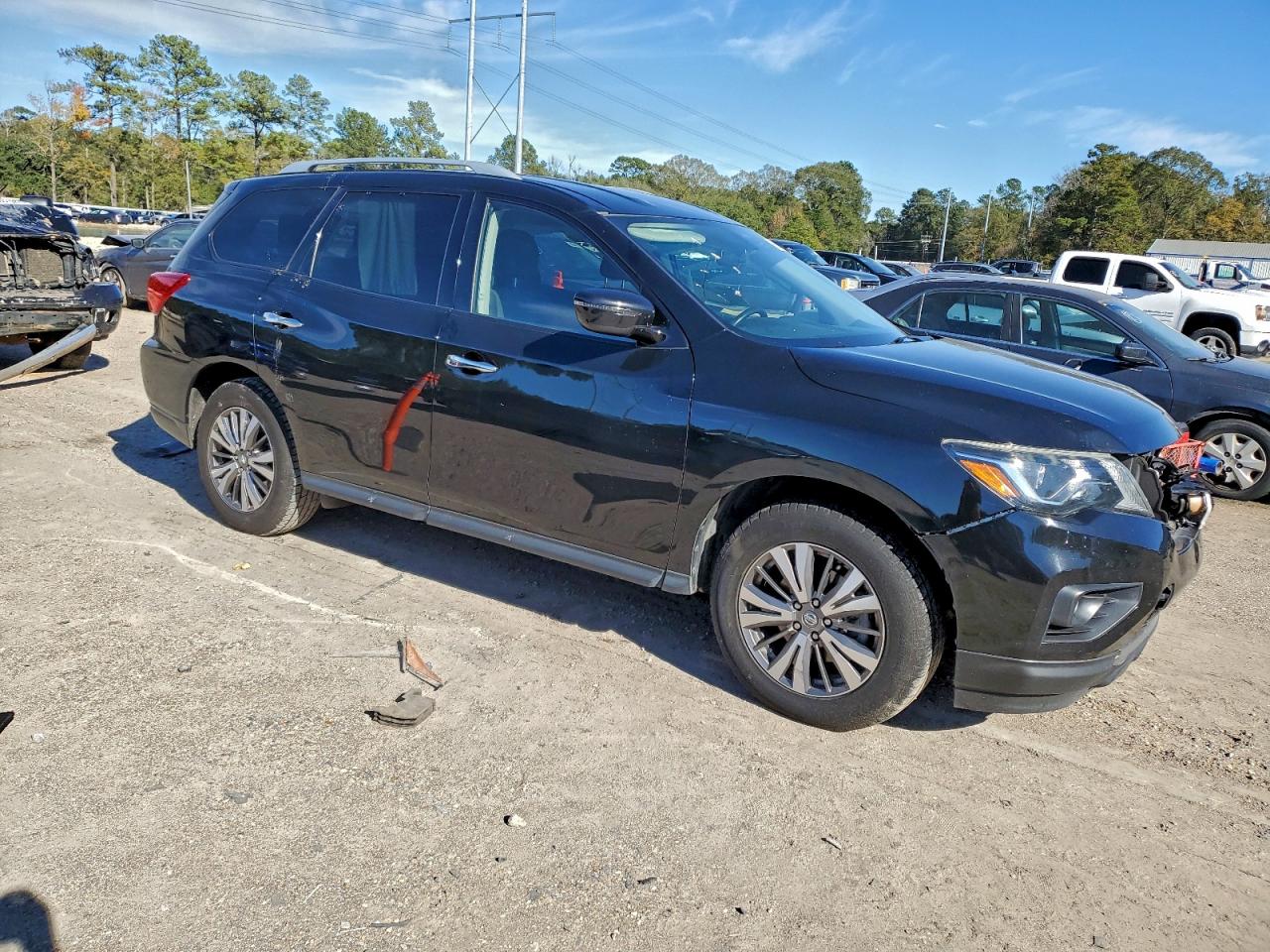 Nissan Pathfinder Sv Image 6