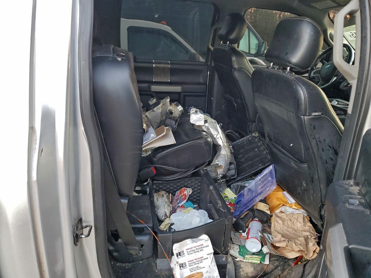 Ford F-350 Super Duty Image 12