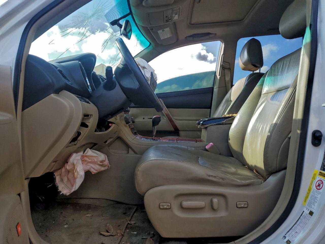 Toyota Highlander Limited Image 9