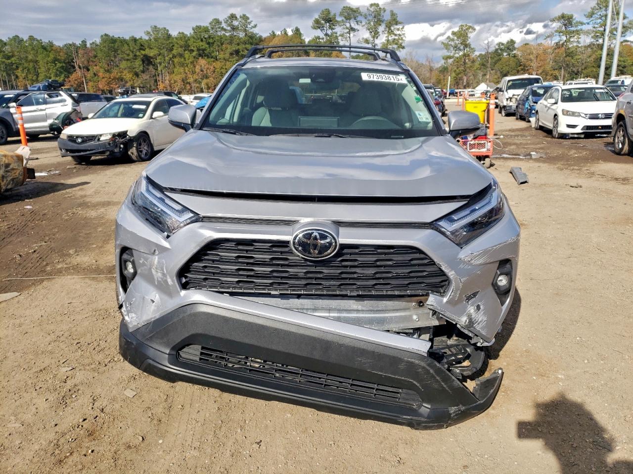 Toyota RAV4 Xle Premium Image 13