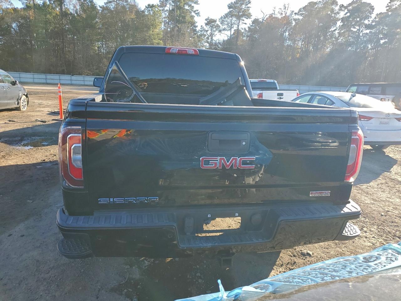 GMC Sierra K1500 Slt Image 4