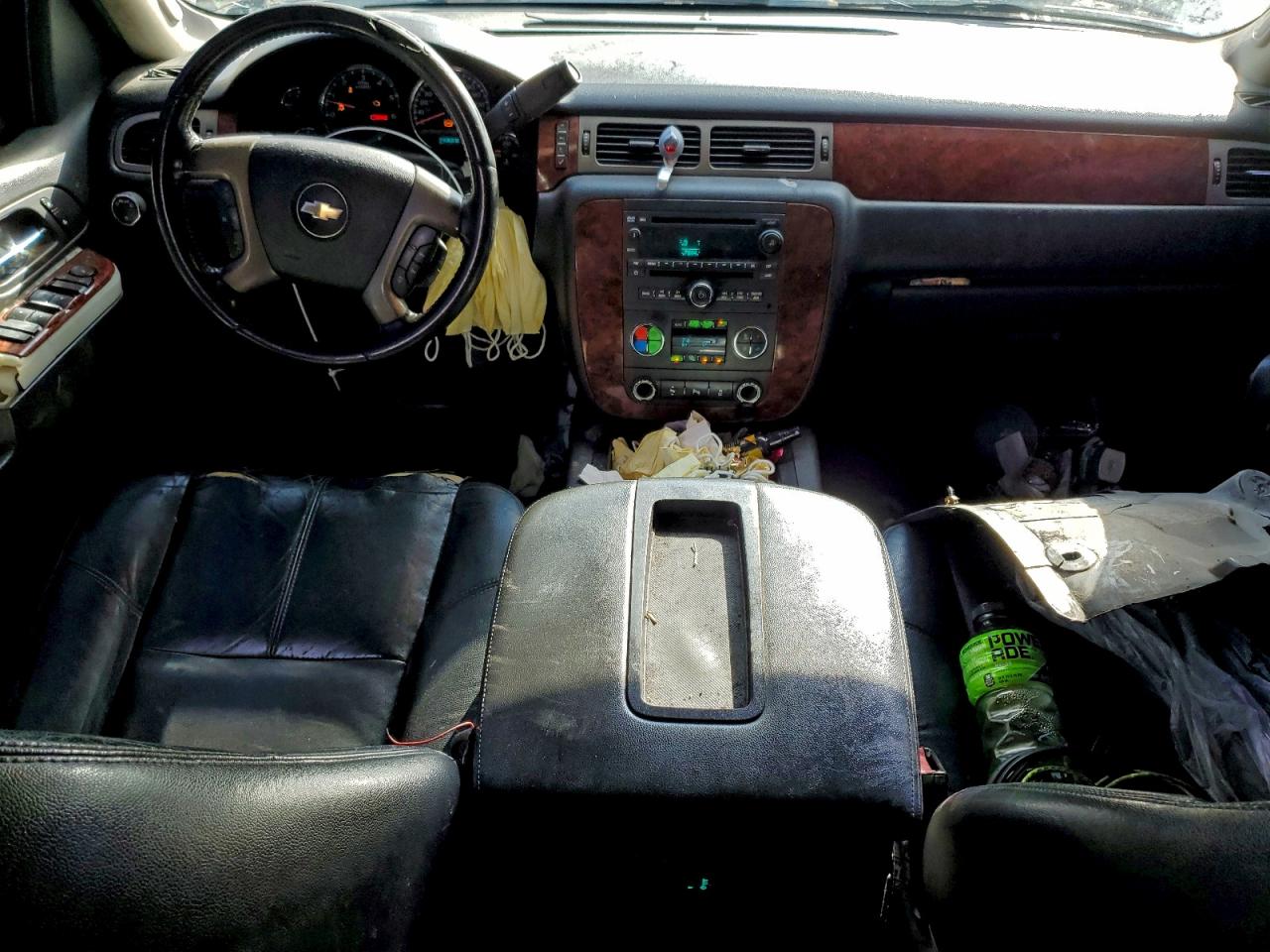 Chevrolet Suburban C1500 Lt Image 11