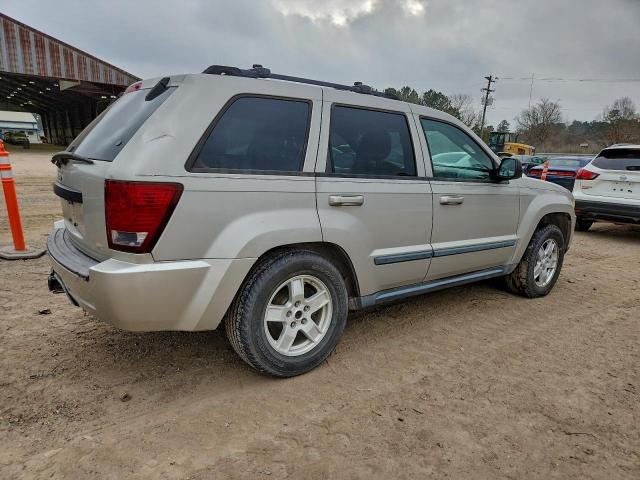 Jeep Grand Cherokee Laredo Image 4