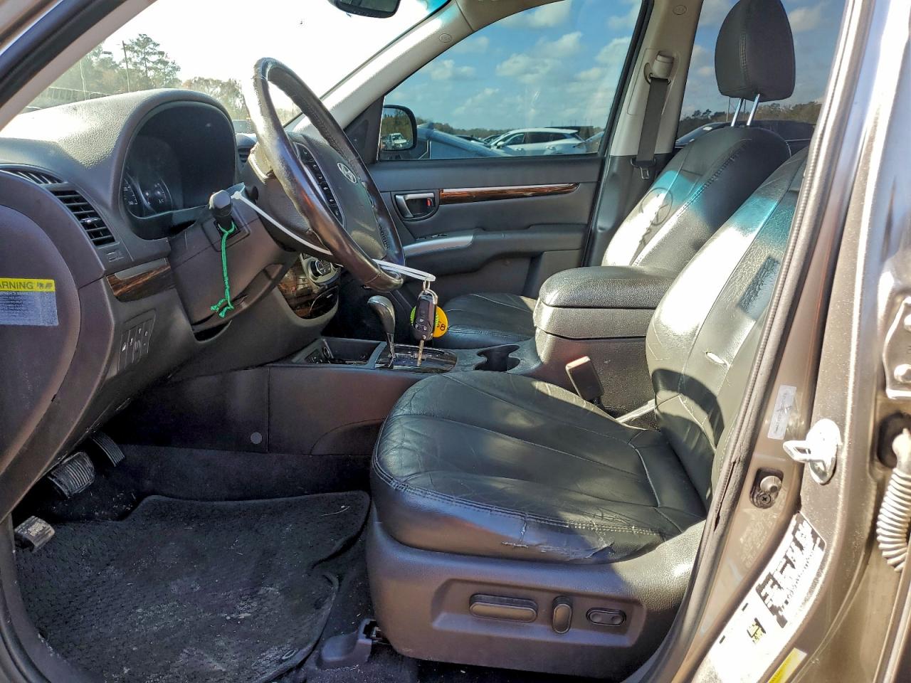 Hyundai SANTA FE Limited Image 9